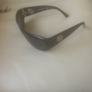 Women’s tori Burch sunglasses
